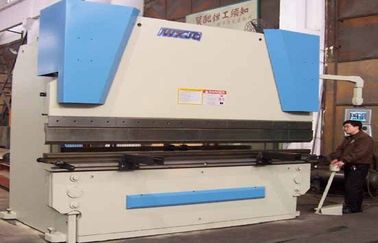 6mm V Groove CNC ماشین آلات تراشکاری پرس هیدرولیک برای خم کردن ورق های فولادی 160T / 3200mm