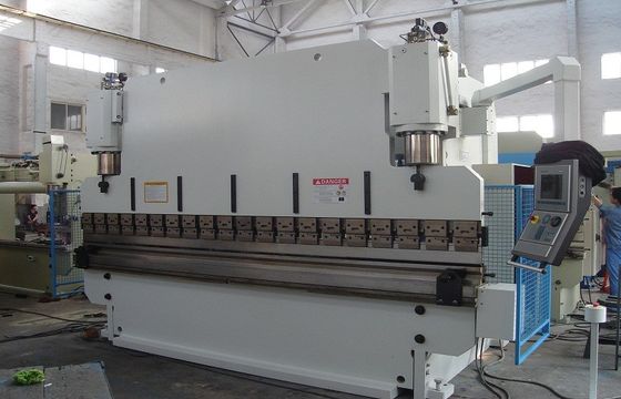 دلام CNC فشار هیدرولیک ترمز، 6 میلی متر ضخامت 200T ورق گالوانیزه